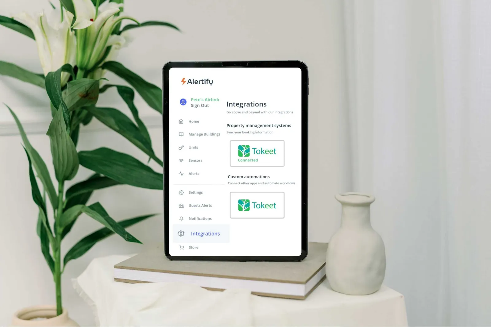 Kurzzeitvermietung optimieren mit Alertify und Tokeet